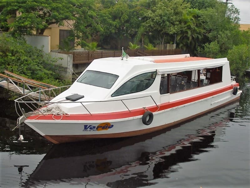 Embarcação Ilha do Mel da ABALINE, travessia oficial para a Ilha do Mel